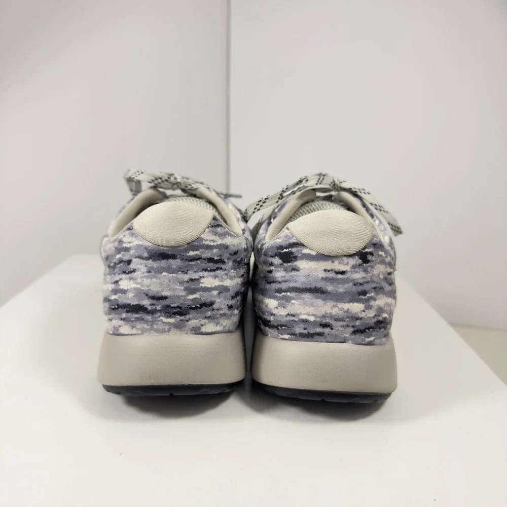 TRAQ by Alegria Q-Chip Women Size 8.5 Grey Camo Walking Shoe TRA-INT-5059 EUR 39